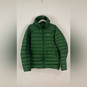 ARC’TERYX CERIUM HOODY LT- LARGE MEN’S